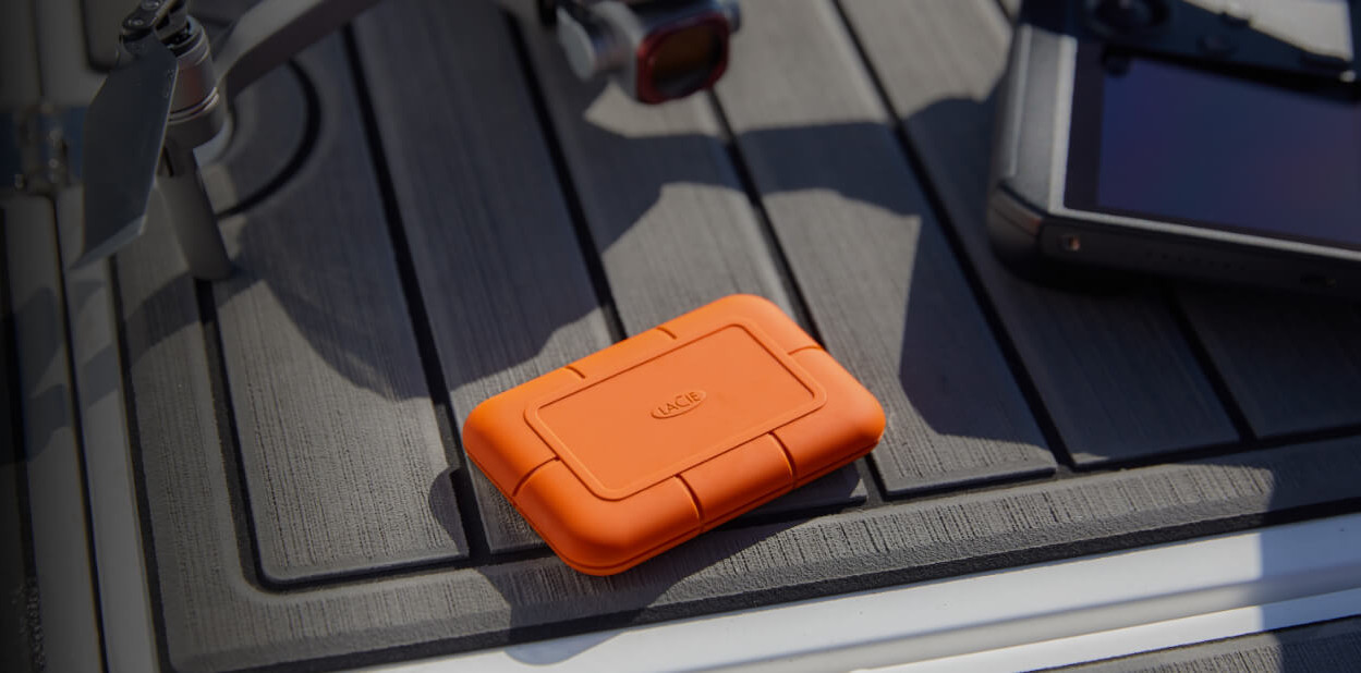 Externí SSD disk LaCie Rugged SSD 500GB STHR500800 oranžový orange