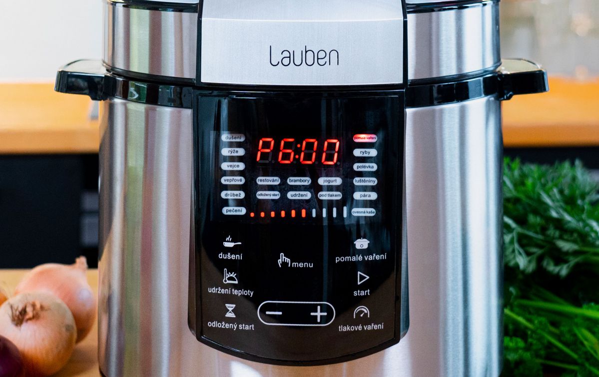 Multifunkční hrnec LAUBEN Multi Cooker 18SB CZECH EDITION