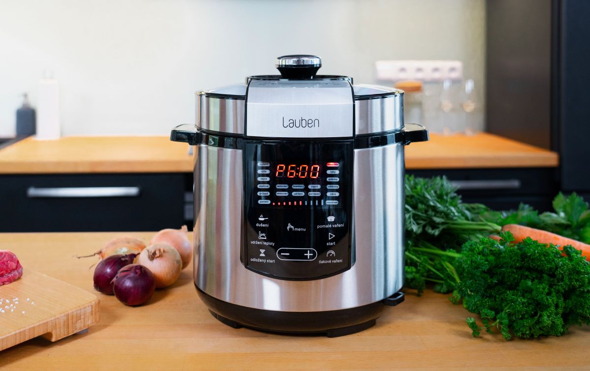 Multifunkční hrnec LAUBEN Multi Cooker 18SB CZECH EDITION
