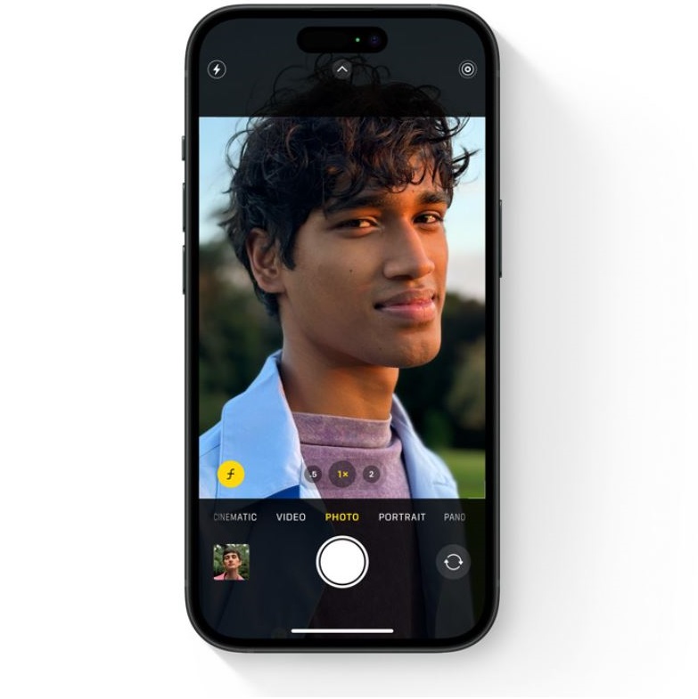 Mobilní telefon APPLE iPhone 15 128GB modrá blue