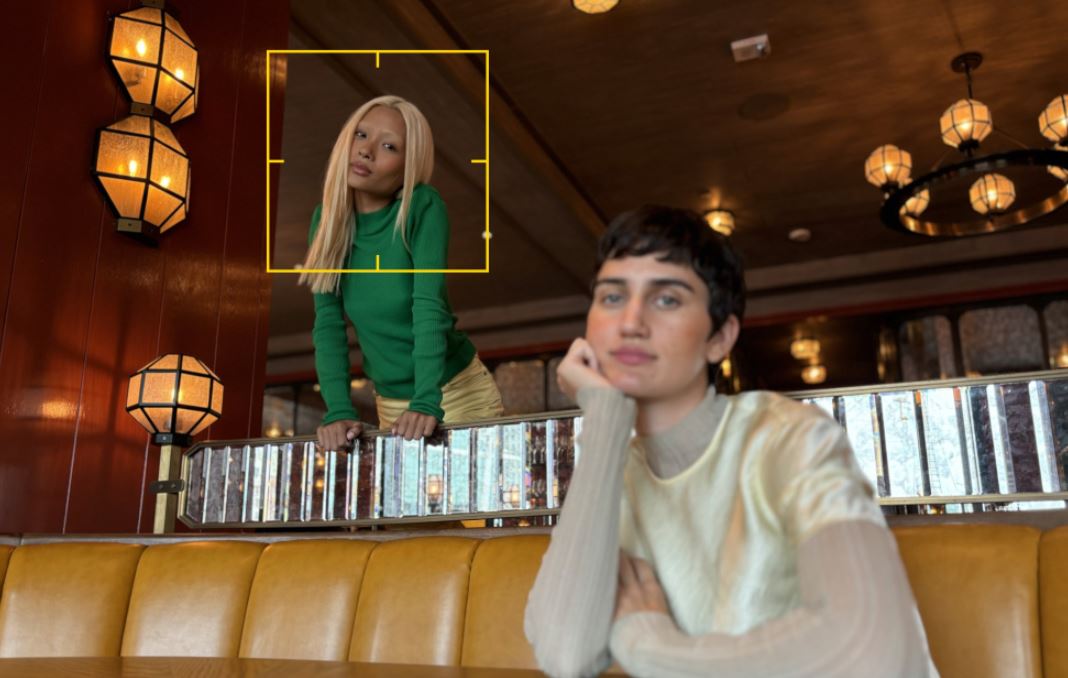 Mobilní telefon APPLE iPhone 15 256GB modrá blue