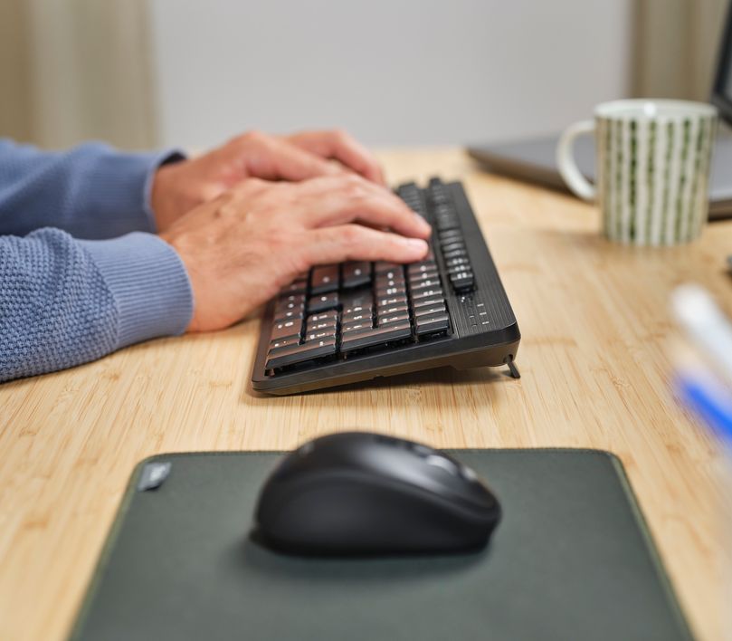 Sada bezdrátové klávesnice a myši TRUST ODY II Silent Wireless KEYBOARD  MOUSE