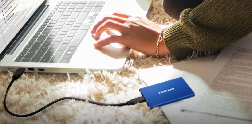 Externí SSD disk SAMSUNG T7 4TB šedý