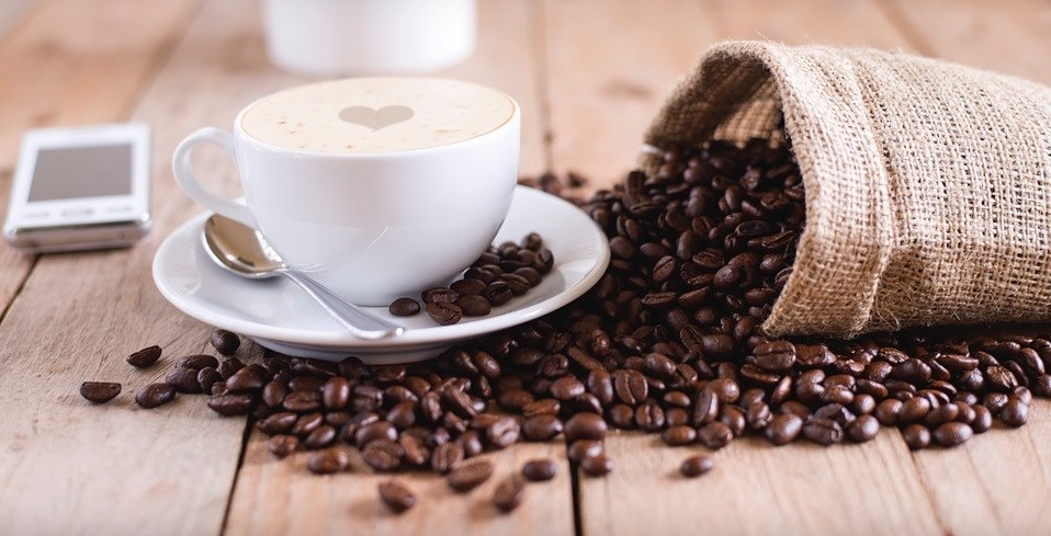 Zrnková káva LAVAZZA Qualita Rossa 1 kg