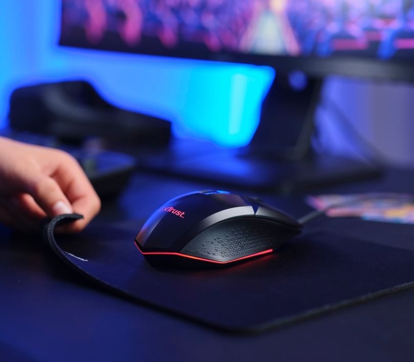 Myš podložka a herní sluchátka TRUST GXT790 TRIDOX 3IN1