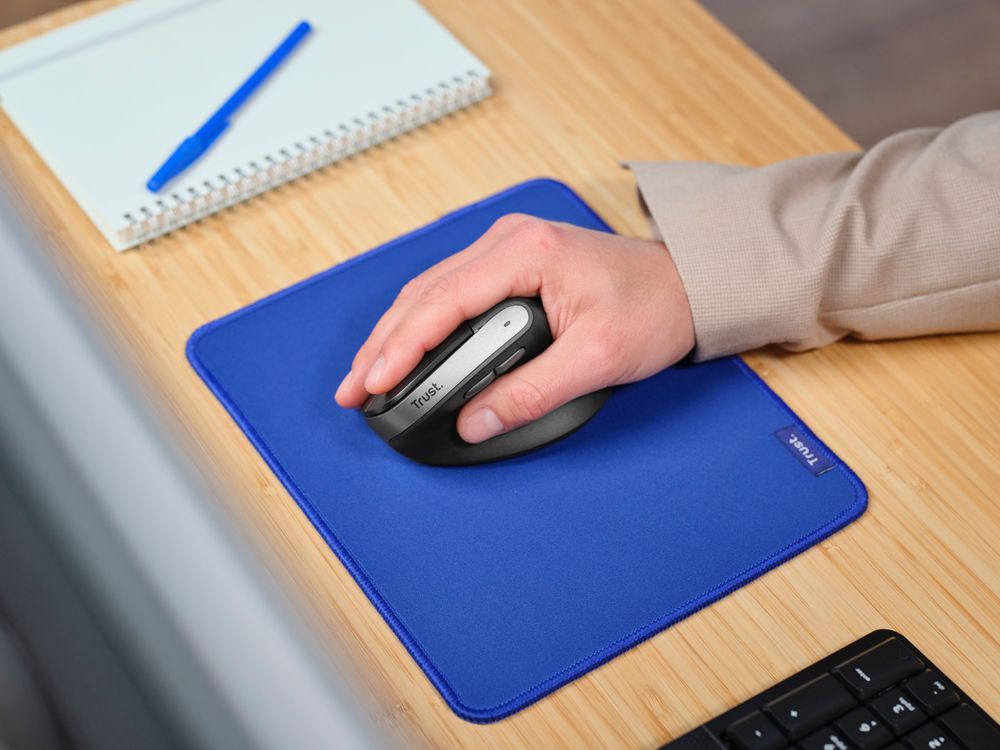 Vertikální bezdrátová myš TRUST Bayo II bílá white