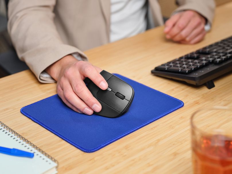 Vertikální bezdrátová myš TRUST Bayo II černá black