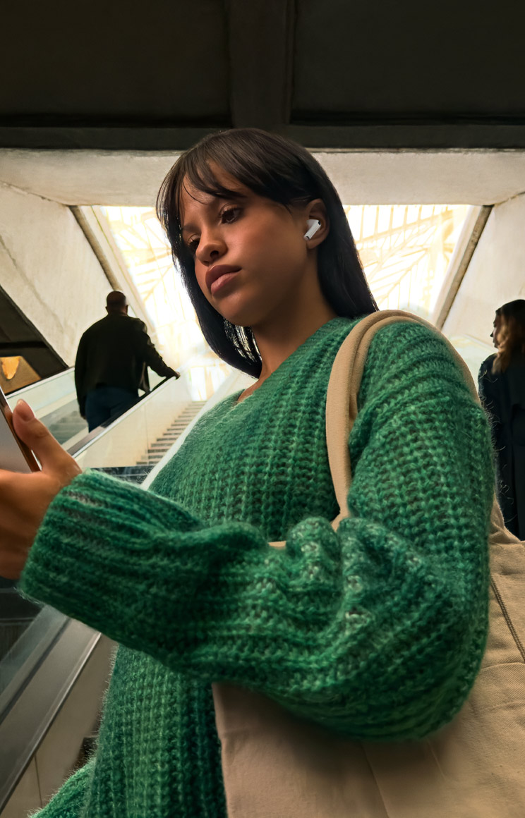 Bezdrátová sluchátka APPLE AirPods Pro 3