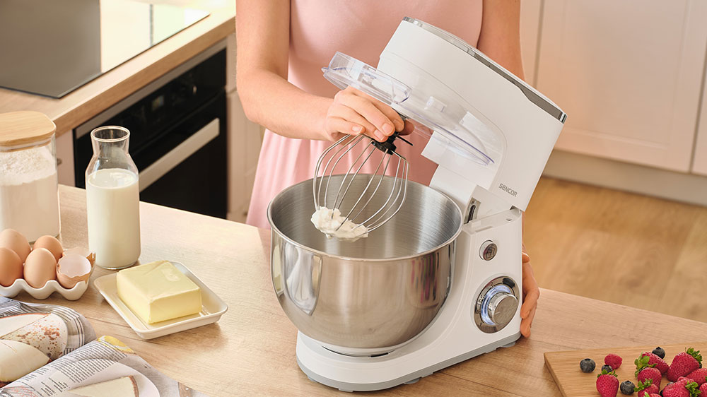 Kuchyňský robot SENCOR STM 3630WH