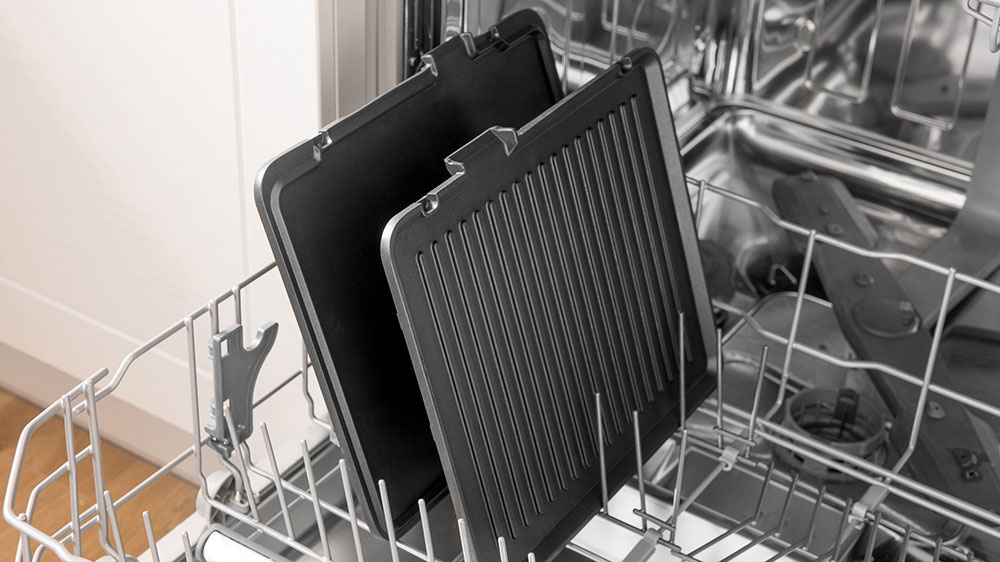 Kontaktní gril SENCOR SBG 6650BK