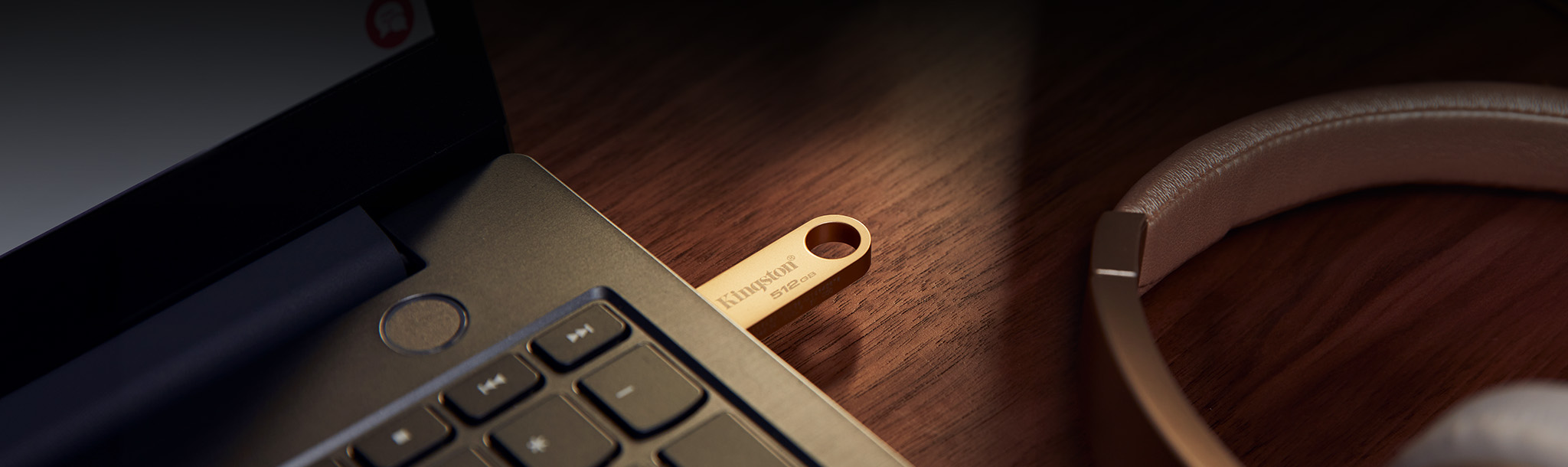 Přenosný flash disk KINGSTON DataTraveler SE9 G3 128GB