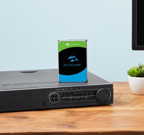 Pevný disk pro dohledové systémy SEAGATE SkyHawk 2TB