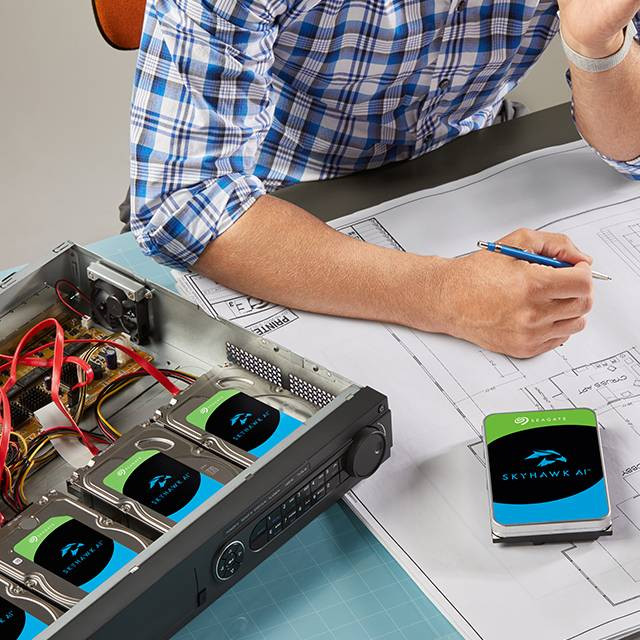 Pevný disk pro dohledové systémy SEAGATE SkyHawk AI 24TB