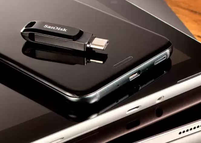 Přenosný flash disk SANDISK Ultra Dual Drive Go 1TB černá black