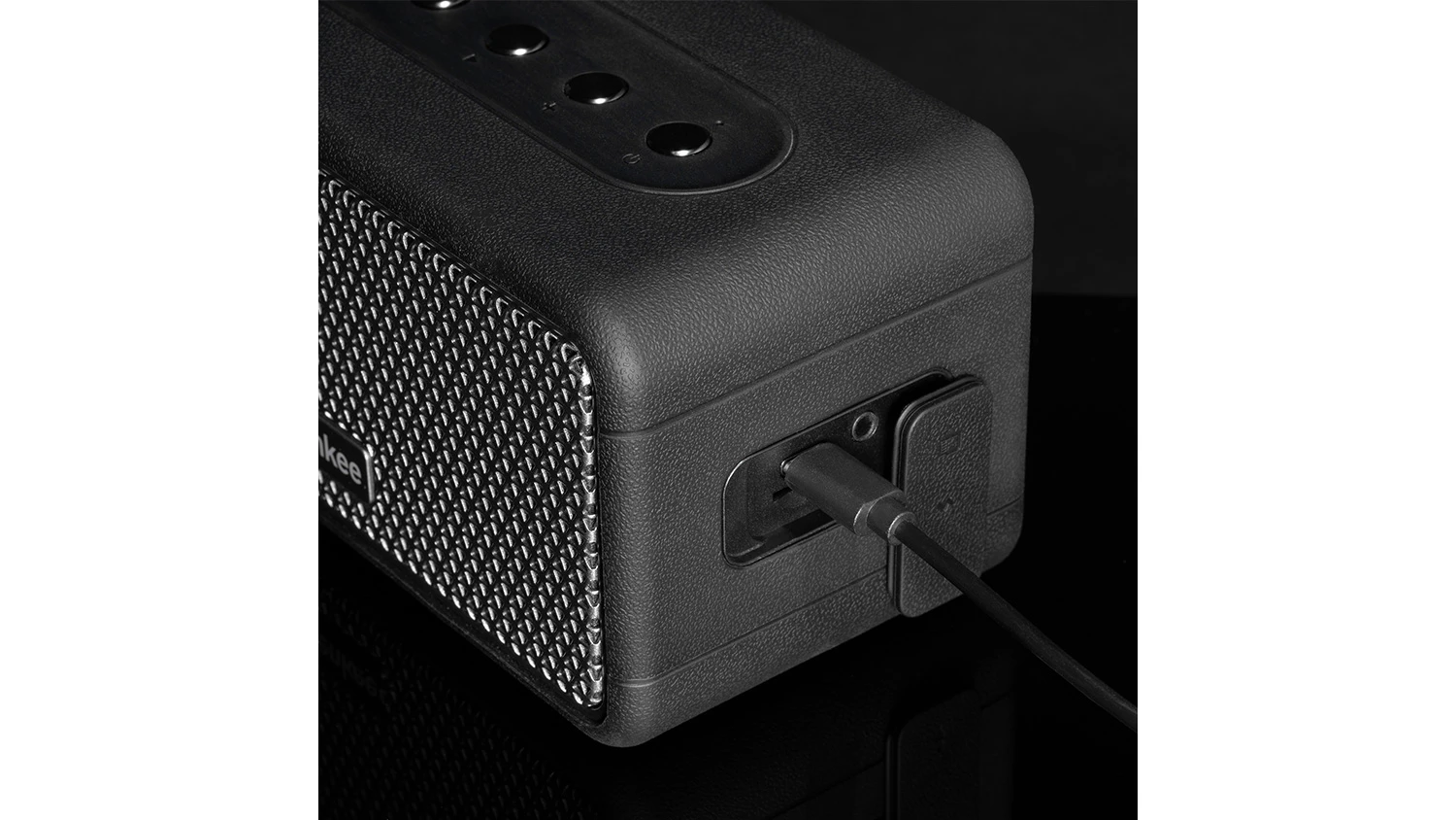 Přenosné reproduktory YENKEE YSP 50BK BT MAMBO S