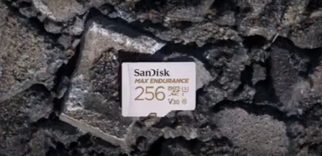 Paměťová karta pro bezpečnostní kamery SANDISK microSDXC 256GB MAX ENDURANCE